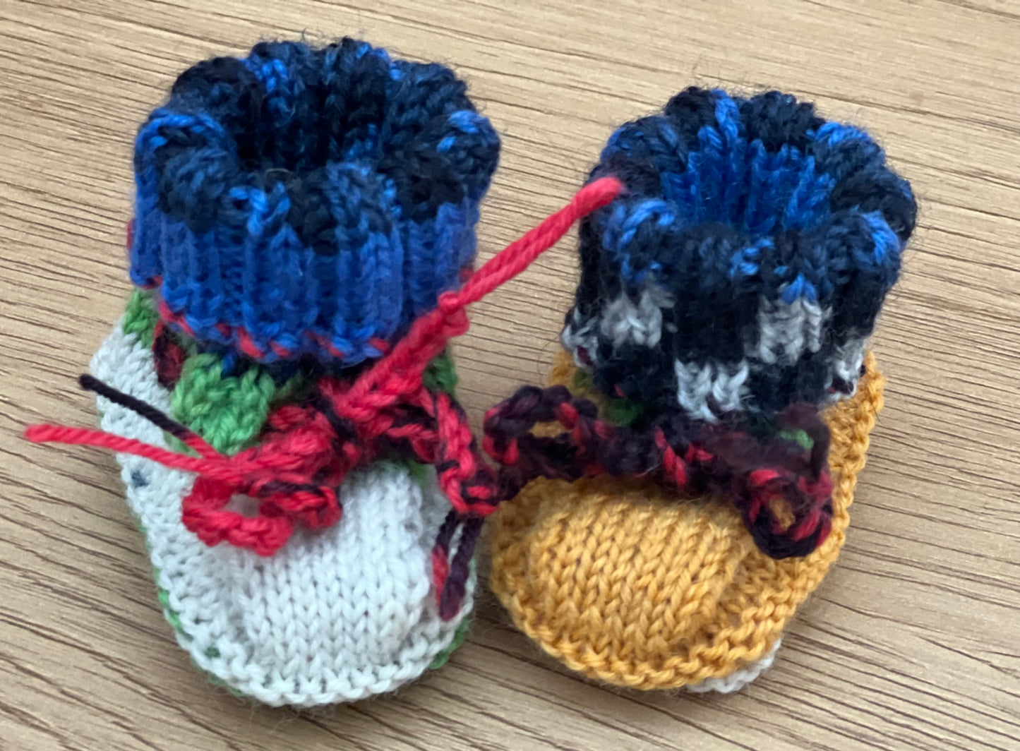 Kinder Finkli und Socken_Bunt